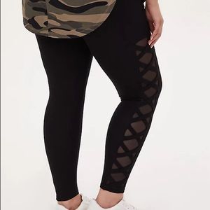 Torrid leggings - Mesh insert lattice side